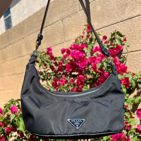 Prada nylon shoulder bag - Picture 2 of 12